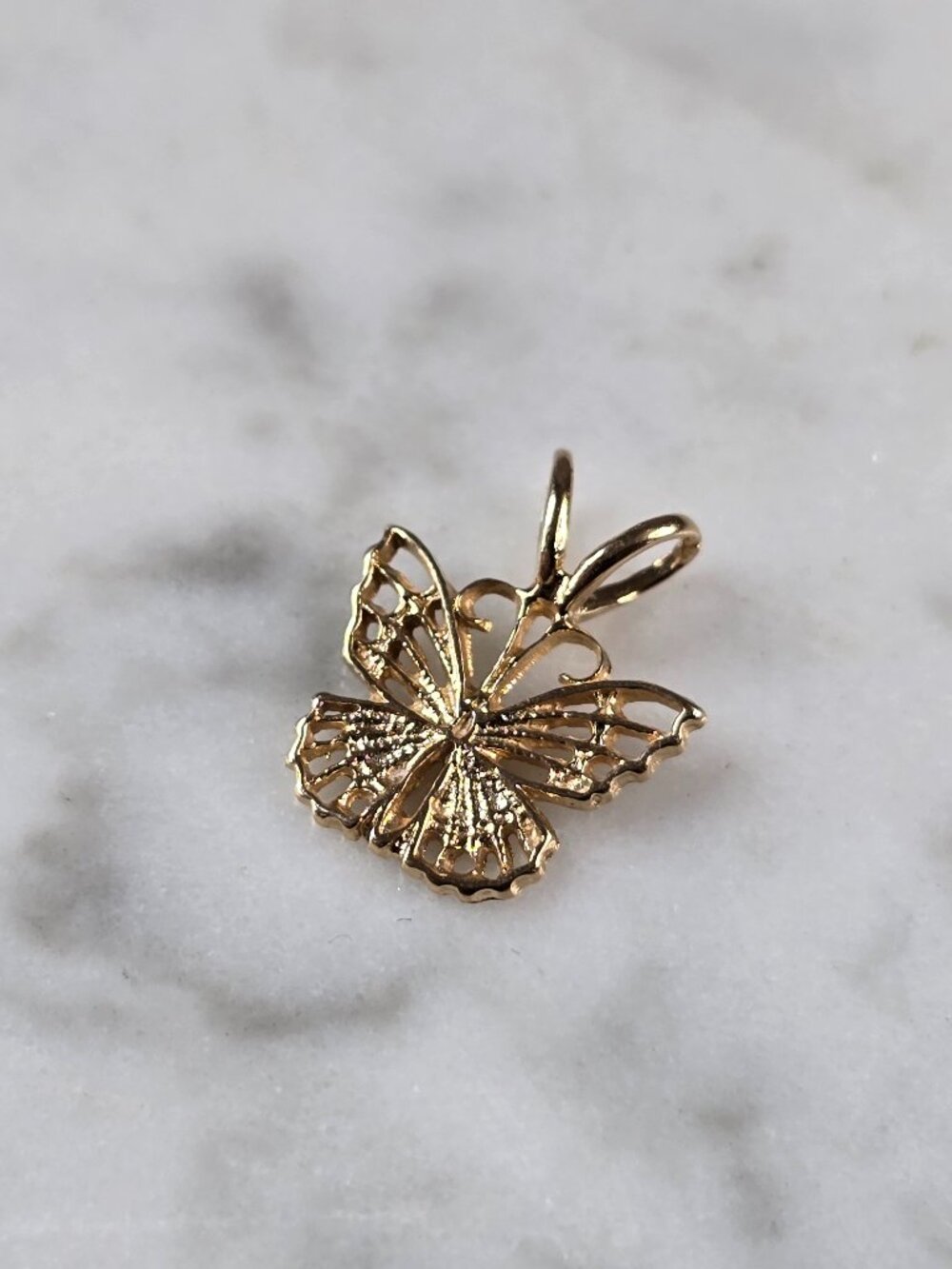 Womens Vintage Estate 14K Gold Filigree Butterfly Pendant 0.4g #E7220